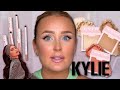 JAG TESTAR ALLT FRÅN KYLIE COSMETICS