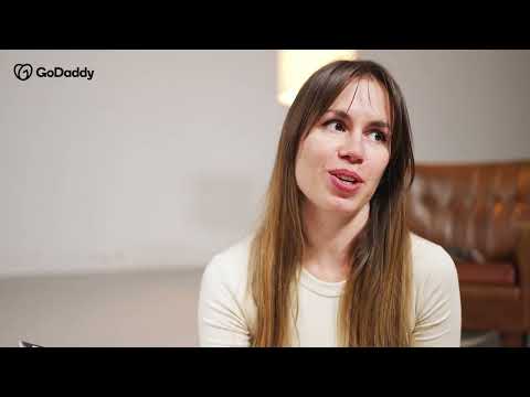 GoDaddy.com YouTube ad: 2025_BAU-VIDEOS-ROW-Q3_vid_email_x_value_en_en_30s_H