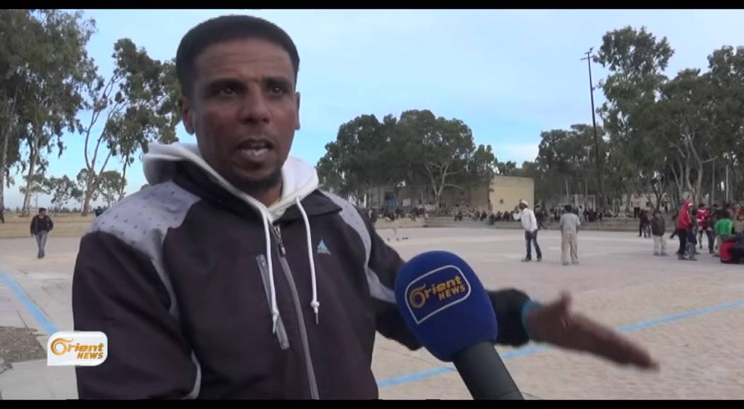 دوري لكرة القدم على أرض مخيم زيزون للنازحين في درعا