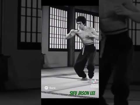 Bruce Lee Teaching Kung Fu Sifujasonlee Martialarts Brucelee