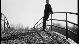 «Осенний блюз» Жана Татляна из музыкального фильма «Вас ждет Ереван» (1964)