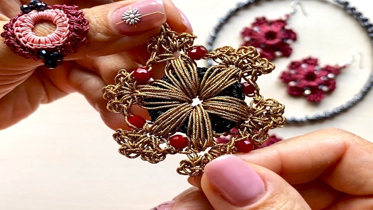 COLLAR ESTRELLA NAVIDEÑA - BISUTERÍA CROCHET