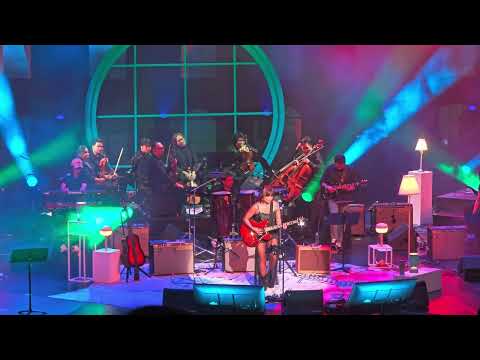"Cool Off (Session Road)" - Hannah Romawac @ #TANAW 2025 [4K] | trina.ph