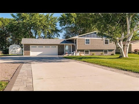 70112 218th Street, Dassel, MN home video tour