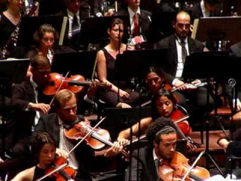 Orchestra Giovanile "Luigi Cherubini" Toradze Pian...