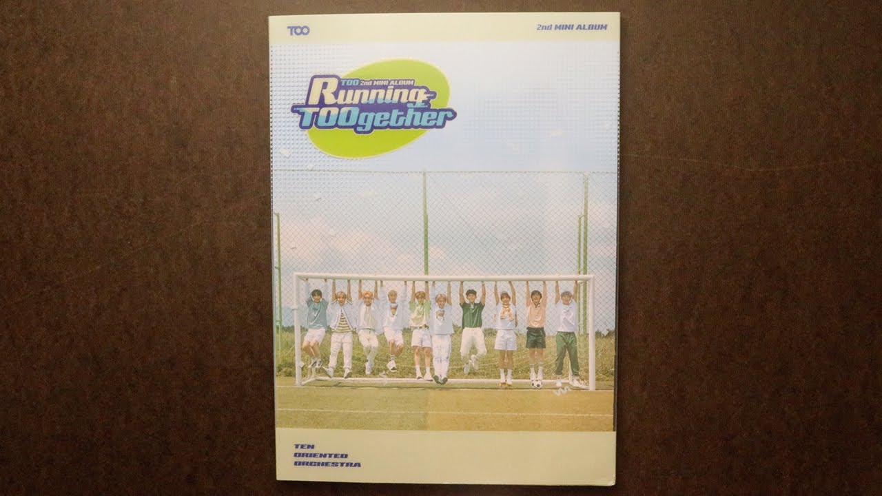 Unboxing | TOO Mini Album Vol. 2 - Running TOOgether - YouTube