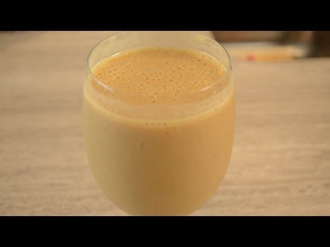 pineapple-banana-smoothie---rich-in-protein