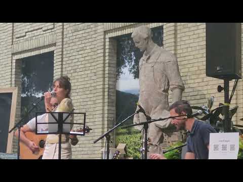 Julia D'Angelo LIVE at the CNE