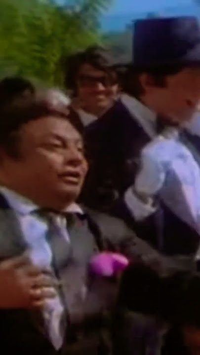 Sun Bhai Baraati #viralvideo #devanand #jeenataman #bollywood #goldenhitsongs(1975)