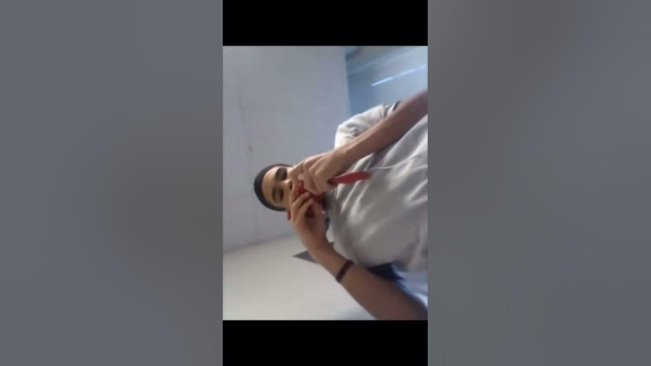 How to tie a tie with Jason Tatum 