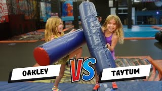 BIG TWIN SISTER FIGHT! WHO WINS?!