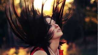 Watch Yanni Set Me Free video