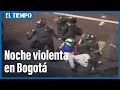 Protestas y bloqueos en una noche violenta en Bogotá