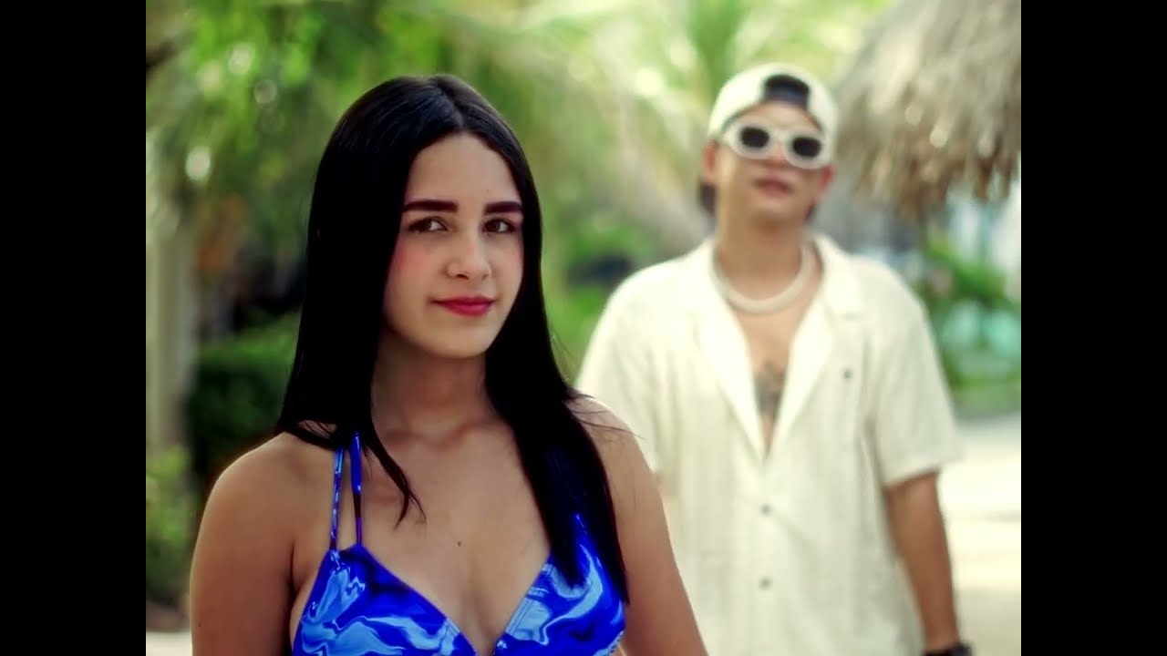 Leo Romero y Joal Star en el videoclip Ulala