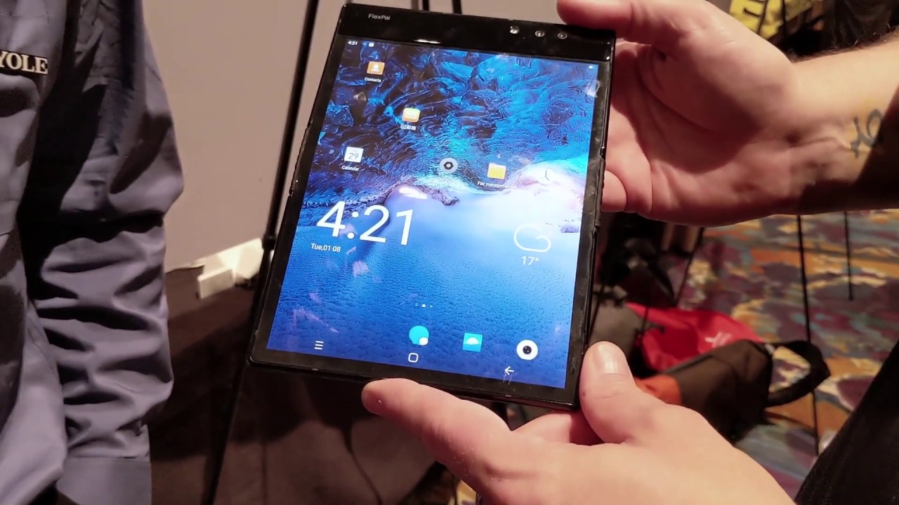 Royole FlexPai foldable phone hands-on at 