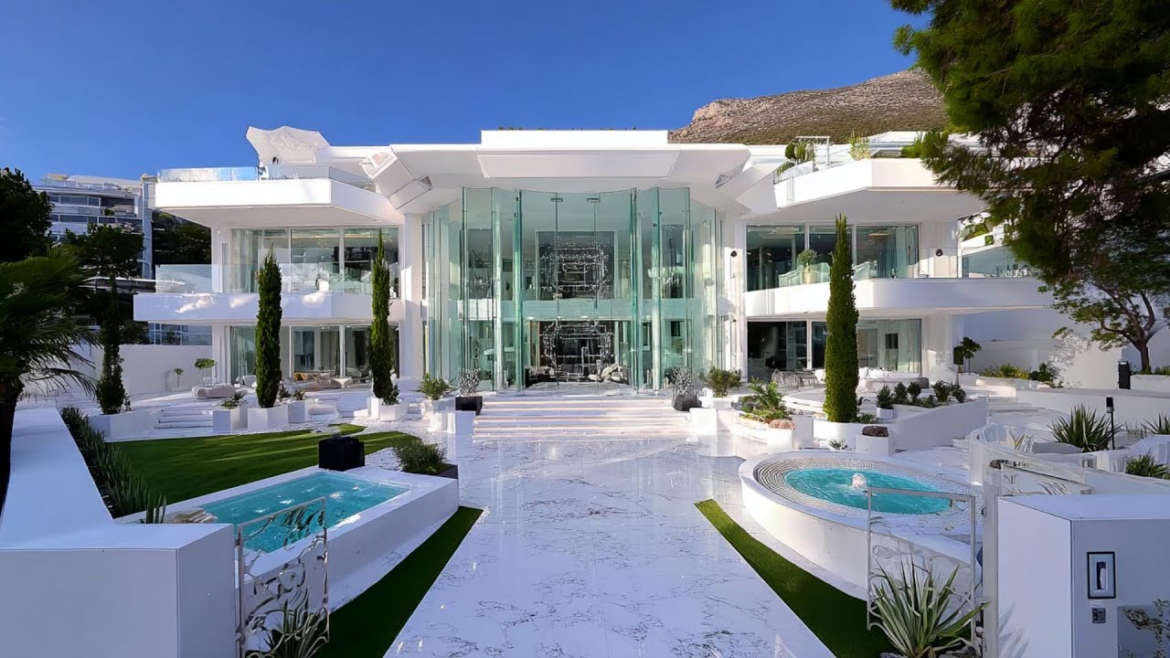 Знаменитые вечеринки, суперкары и бассейны на крыше | Этот особняк - определение роскошной жизни