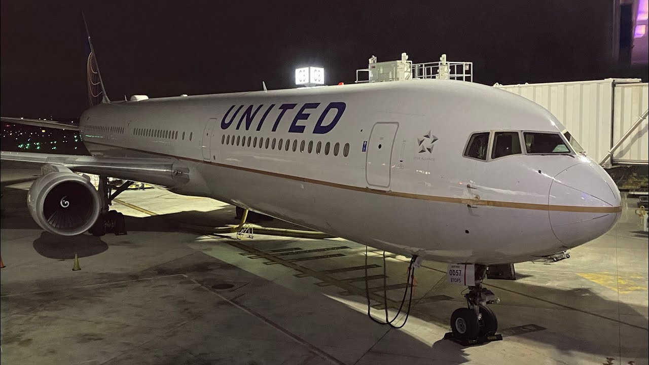 United Airlines 767 400
