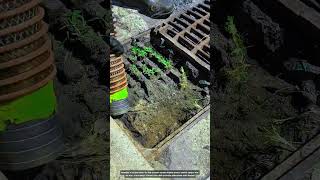 How Vacuum Drain Cleaner Extracts Mud From Underground Street Channels