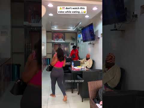 لا تشاهد هذا الفيديو أثناء تناول الطعام مضحك 