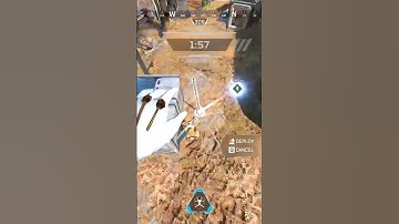 fencing MID AIR like a true wattson main  #apexlegends