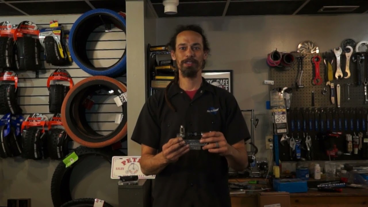 How to Thread a Bicycle Spoke: Hozan C-700 Spoke  Threading Machine