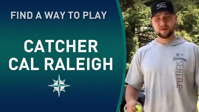 Mariners catcher Cal Raleigh visits school kids from viral Big Dumper  video 