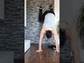 Fitnesschallange: Put your Shirt on in Handstand Bremerhaven