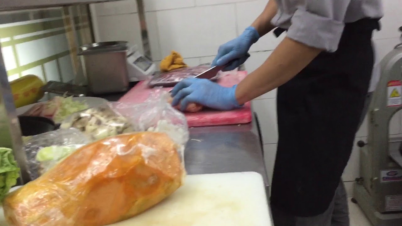 nhà hàng bbq yukssam New Quá trình làm lẩu thái của yukssam cơ sở2