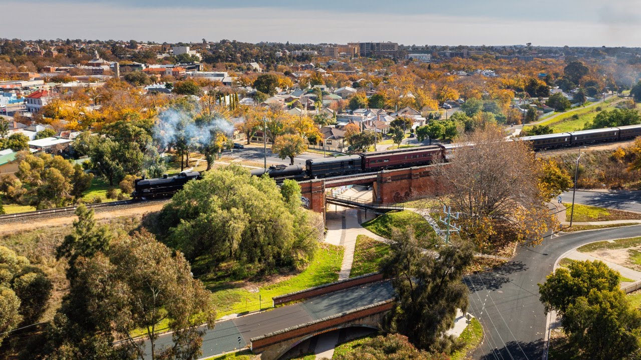 Bendigo Steam Train - May 2021 - YouTube