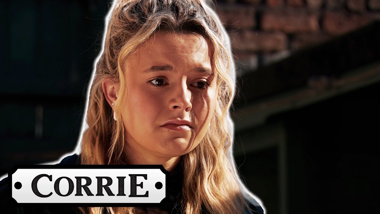 Lisa Is Hiding A Secret From Betsy | Coronation Street