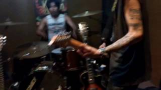 Download Lagu EDANE (PIZZANK_ROCK) ROCK IN82 - PARAELITE - INI AKU MP3