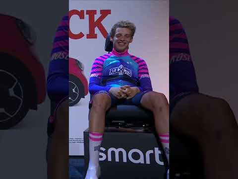 Jacob Soderqvist wins the Eneco Tour prologue with an average speed of 52.6 km/h! ๐