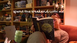 a cozy weekend vlog 🍂 rereading a fav and doing hobbies @fallintosteph
