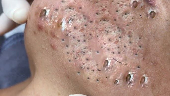 Egri-bugri ayollarning etaklari ostida