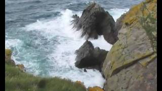 Video thumbnail of "Ile de Groix - Me zo ganet e kreiz ar mor"