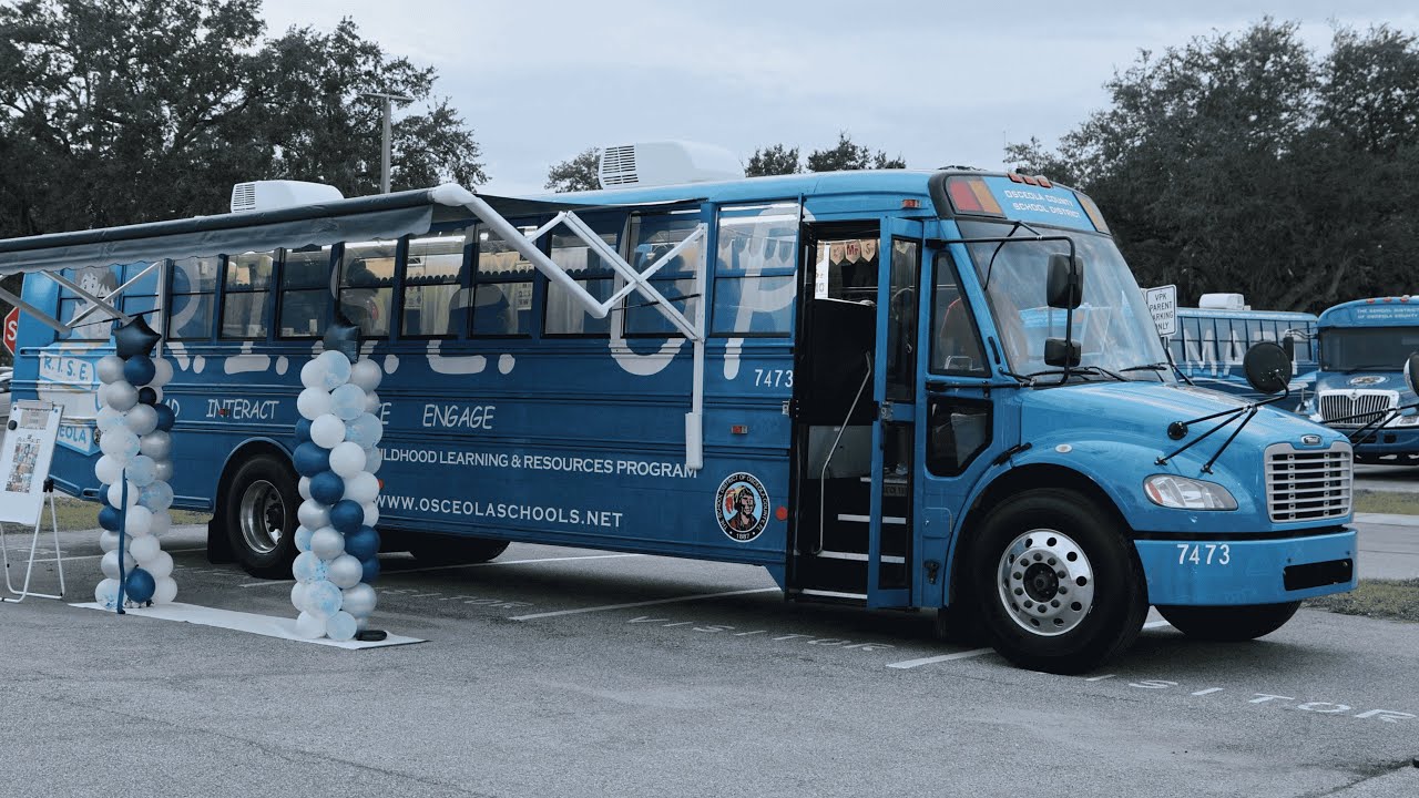 Программа R.I.S.E. Up Osceola модернизирует учебный автобус.