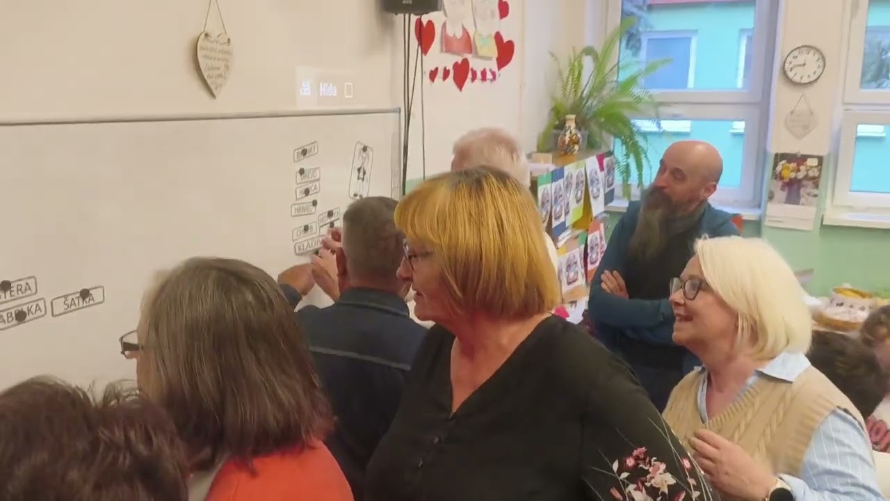 Mesiac úcty k starším