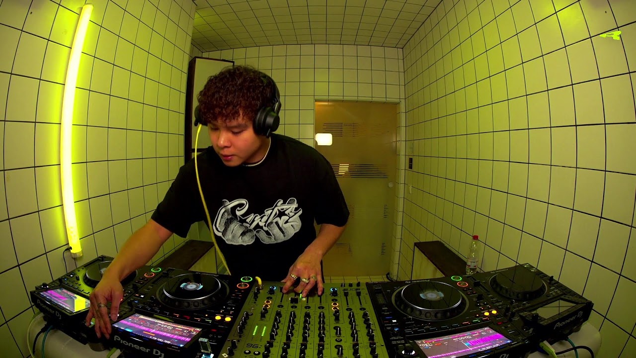 FRÆNCIS | HÖR - February 7 / 2026