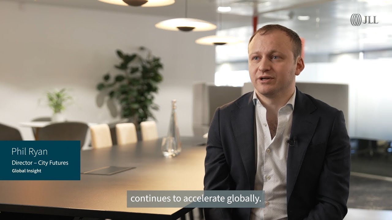 Global Real Estate Outlook 2026: Obsolescence and Asset Repositioning | JLL