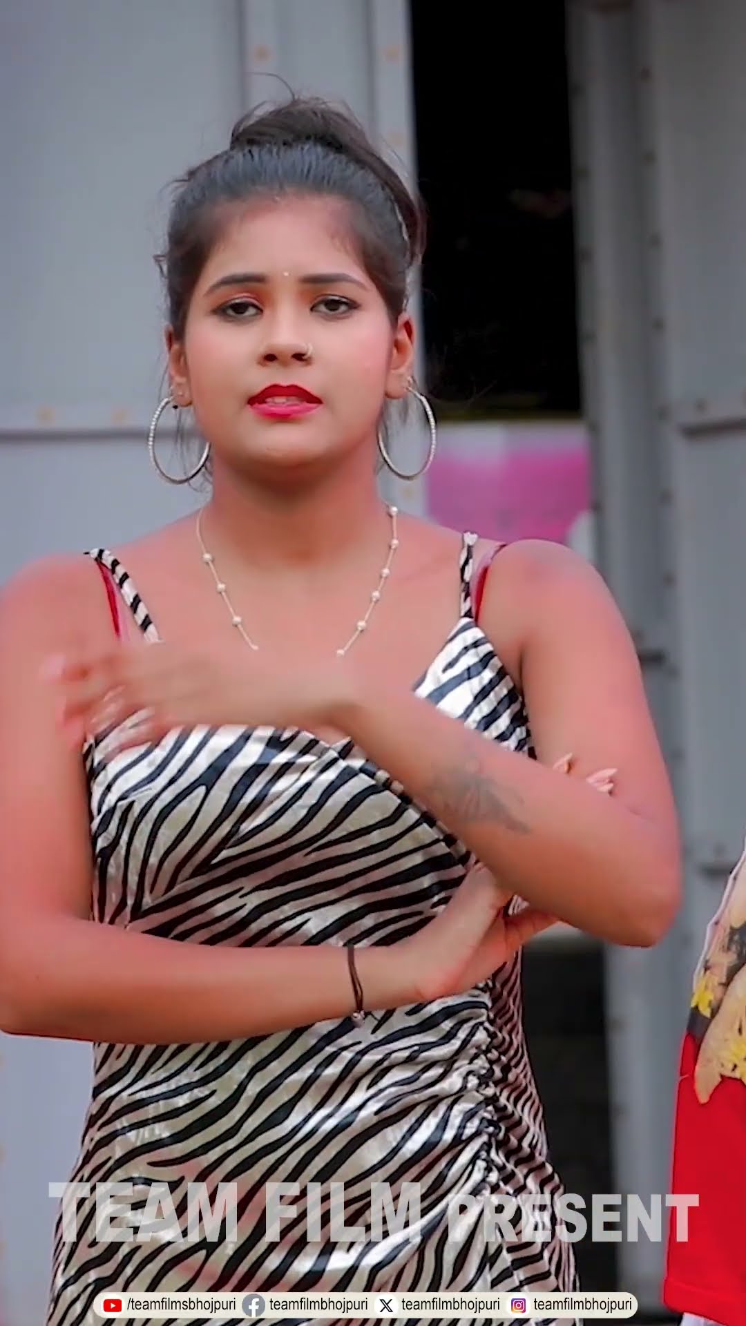 #shorts #Jakhamdehlupyarmein ##bhojpurisong #guddurangila #jhakhamdehlupyarme