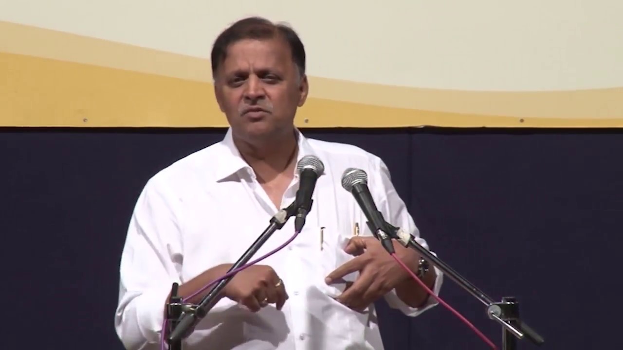 Avinash Dharmadhikari | HOW TO PREPARE FOR COMPETITIVE EXAMS [Part 3/3] | Career Vyakhyanmala - YouTube