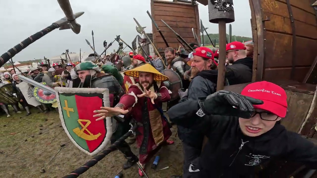 DrachenFest 2023 - Defence Red from Green