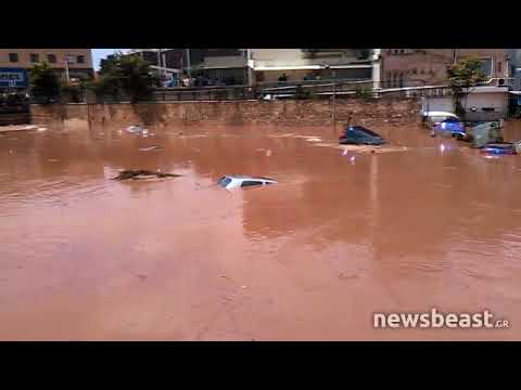 Newsbeast.gr - Πλημμυρισμένο πάρκινγκ στην Κηφισίας