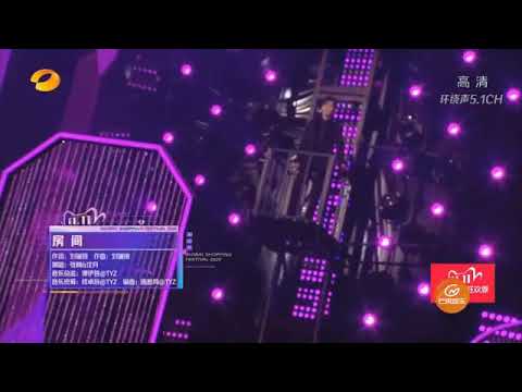SHEN YUE's singing  \