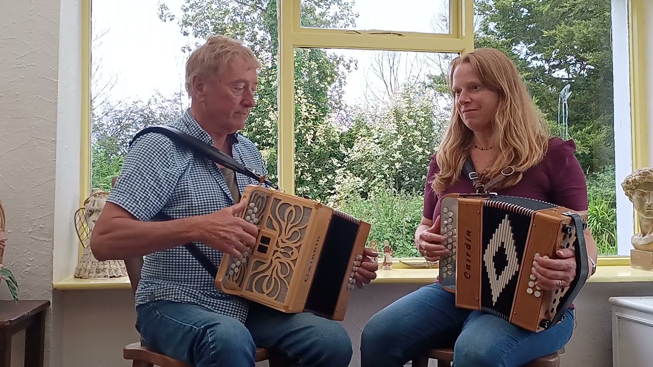 The Star Of The County Down - Irish traditional song on button accordion