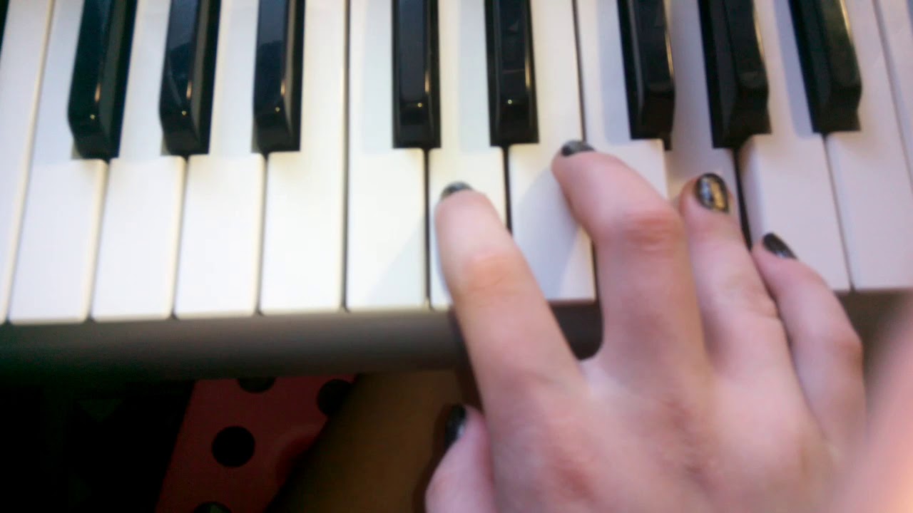 Учим песню во кузнице - YouTube