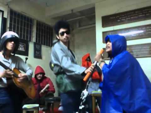 THE HELMETS - ku nobatkan dengan fantasi ( cover the upstairs ).mov