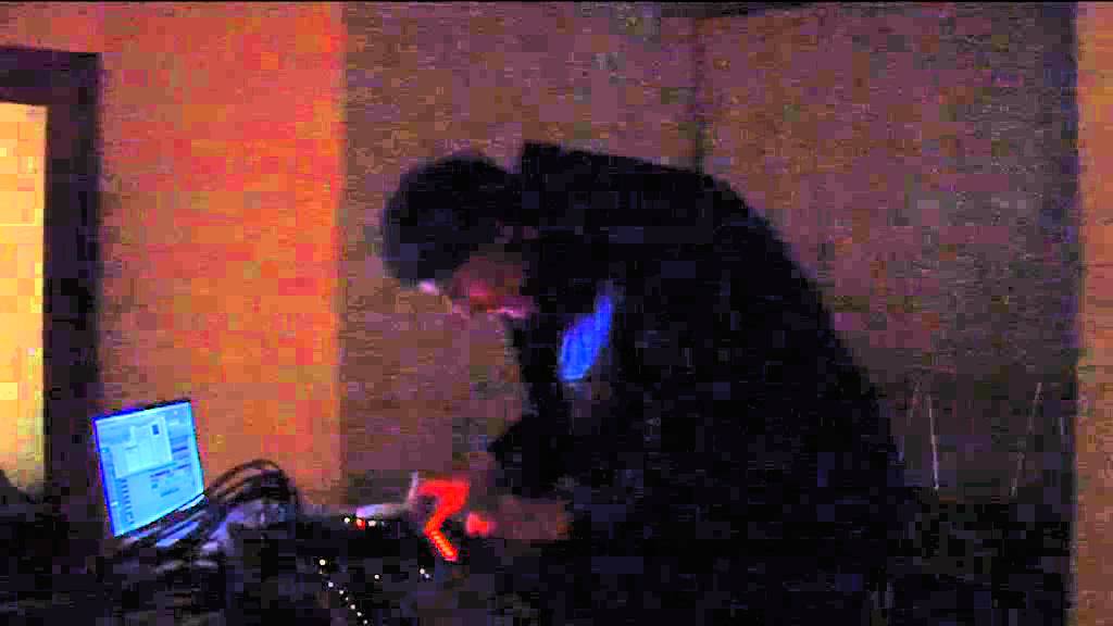 Sasha Belau. Anthem-Set