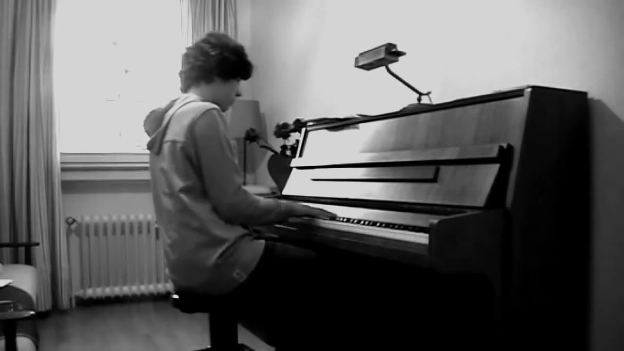 Valentin Brunn - Enter Shikari - Thumper (Piano Cover) (Stollentroll32) (Virtual Riot)