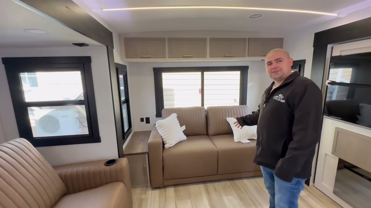 2025 Forest River Wildwood Heritage Glen 271RL